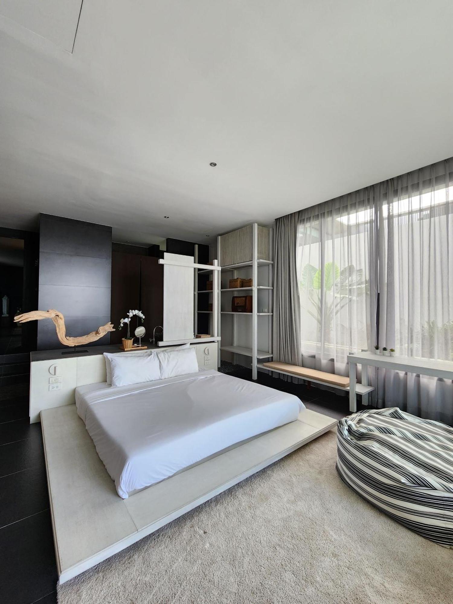 Luxury Beachfront Amana 4 Bedroom At Ta-ke A