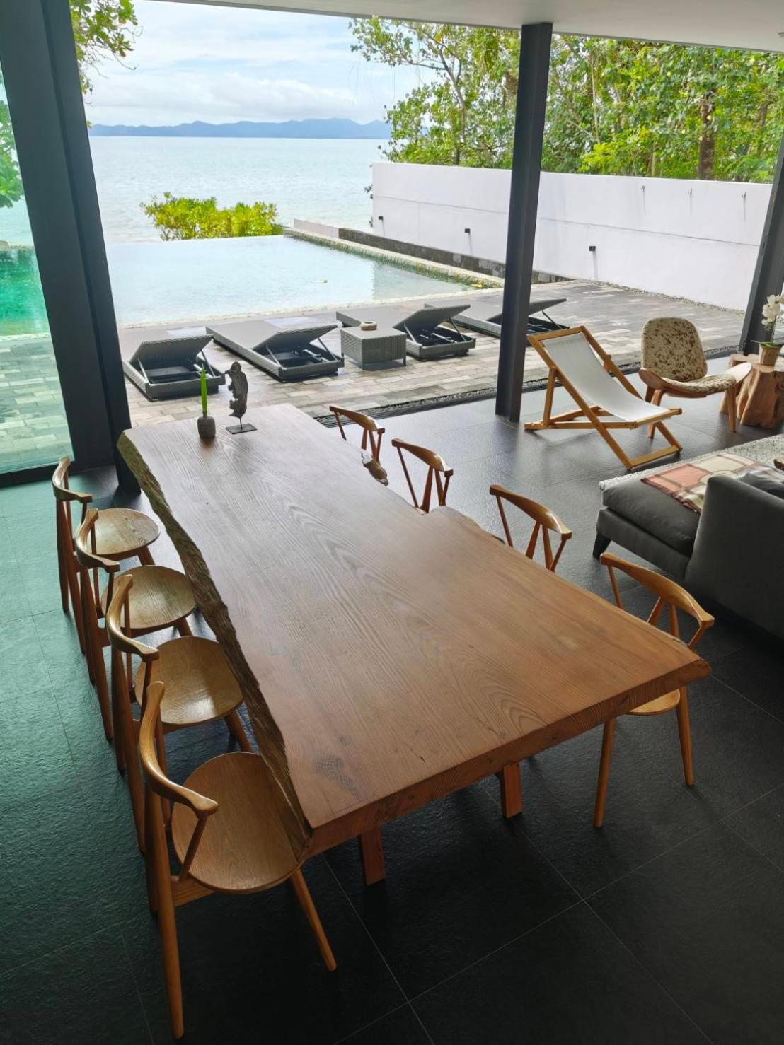 Vila Luxury Beachfront Amana 4 Bedroom At Ta-ke A Phuket