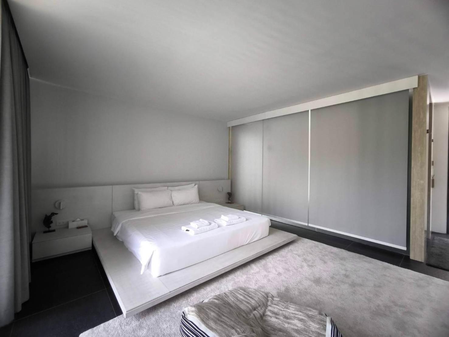 Luxury Beachfront Amana 4 Bedroom At Ta-ke A *